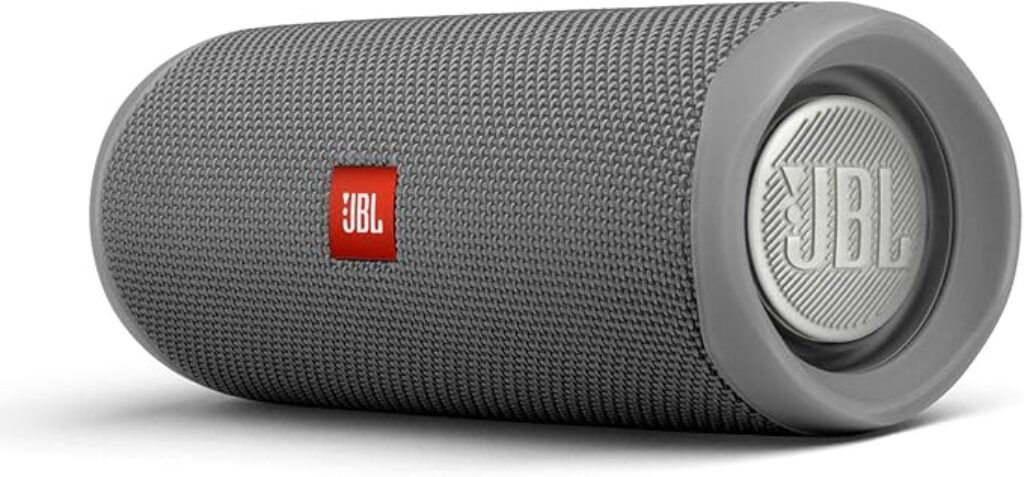 JBL_BluetoothSpeaker_summer_essentials